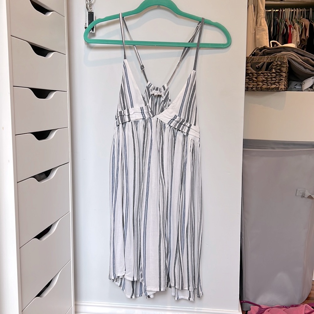 Women’s dress